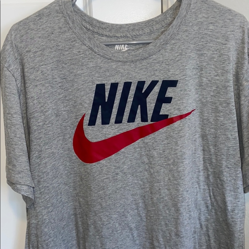Nike slim fit tee